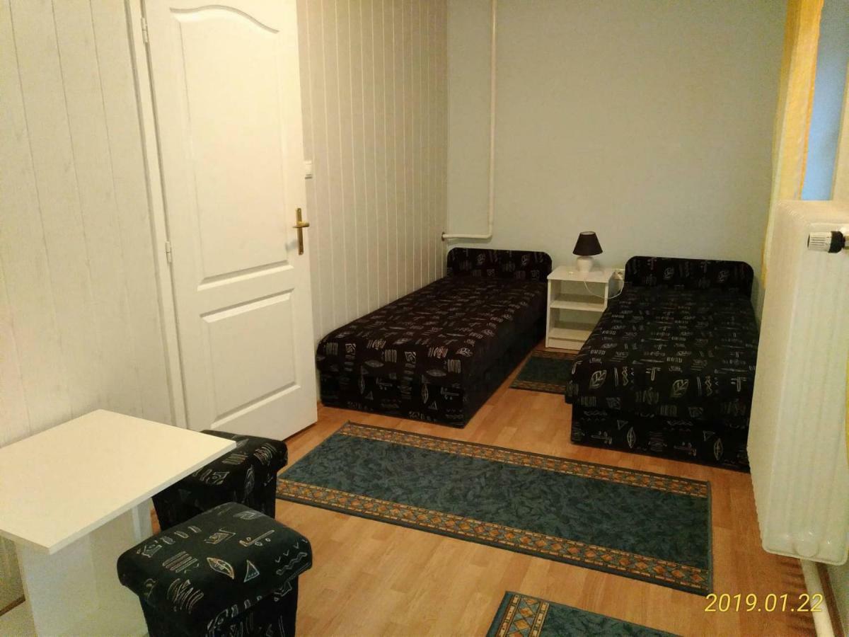 Nora Apartman Apartment Balatonfuzfo Ngoại thất bức ảnh
